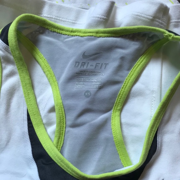 Nike Dri-Fit Racerback - Picture 3 of 3